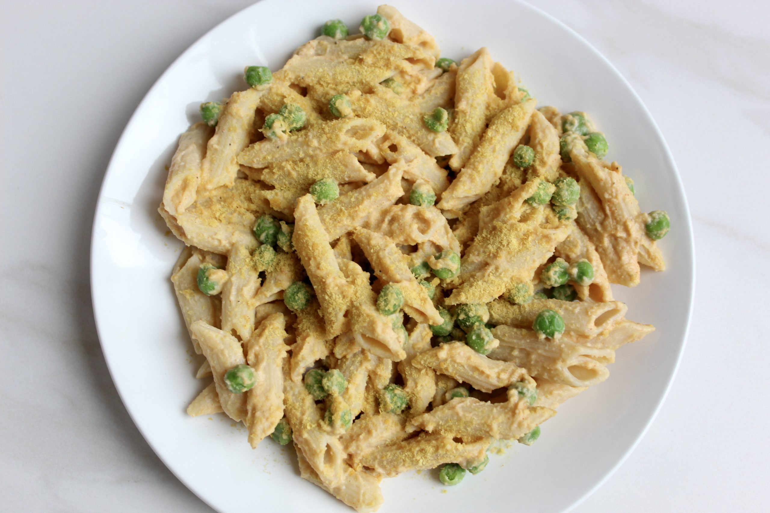 Easy Vegan Hummus Pasta Recipe – No Meat Fast Feet