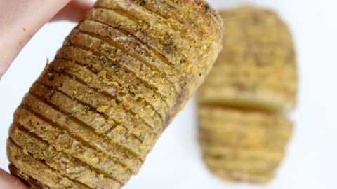 Crispy Loaded Hasselback Potato Bites – The Comfort of Cooking